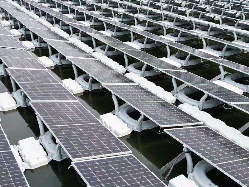 แผงโซลาร์เซลล์ในทะเล